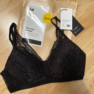 New with tags knix knixy Lace Deep V Bralette